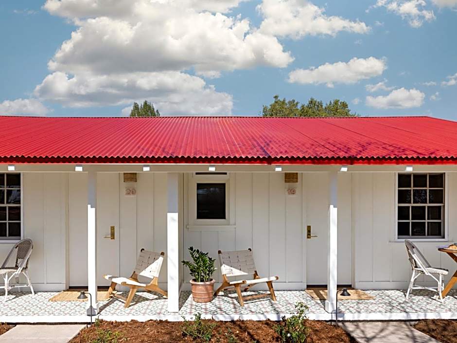 Farmhouse Paso