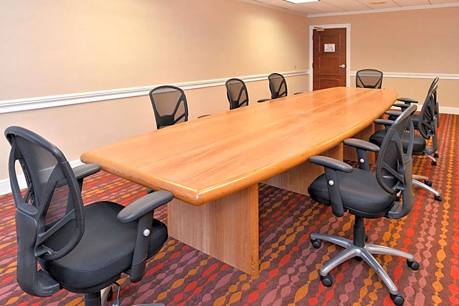 Holiday Inn New London By IHG