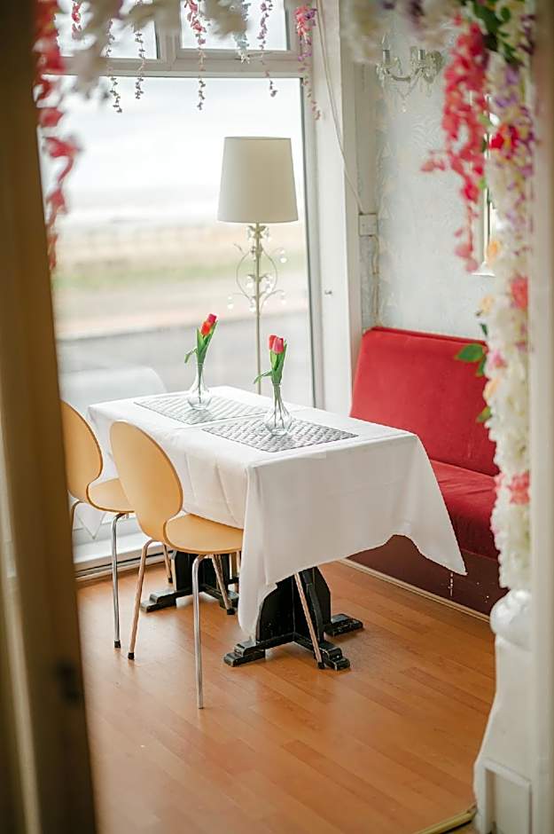 The Chimes on the Sea