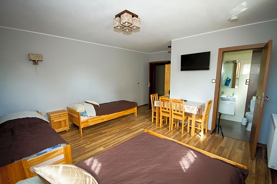 Pokoje goscinne "U Adaska"