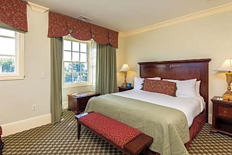 King Executive Suite