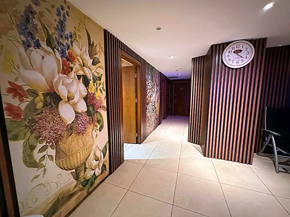 City One Hotel