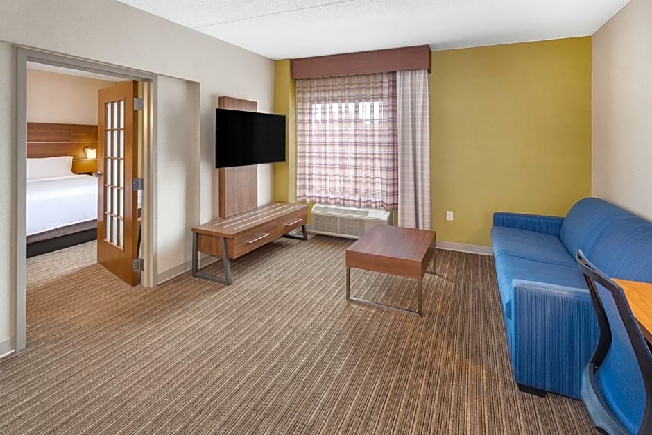 Holiday Inn Express Hotel & Suites Providence-Woonsocket