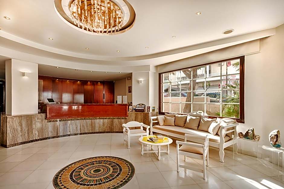 Elina Hotel Apartments