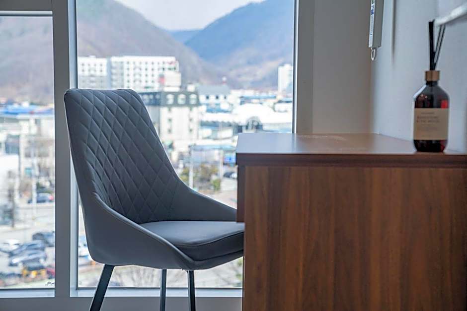 어라연 관광호텔 영월