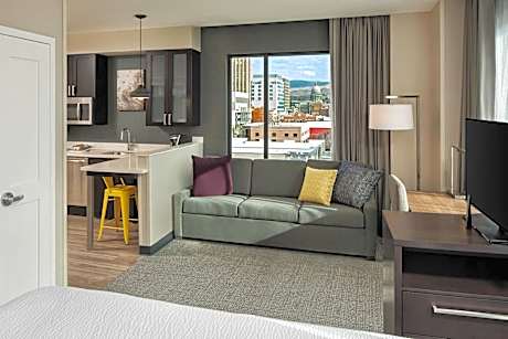 Standard King Studio with Sofa Bed and City View
