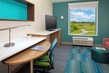 1King Hearing Accessible Suite