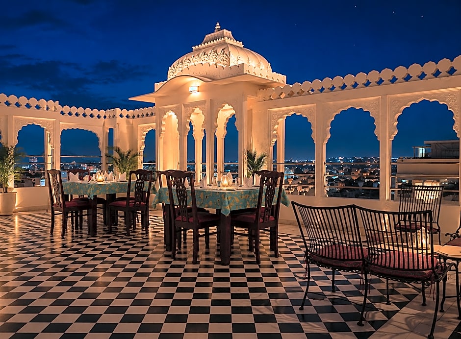 Amar Kothi Hotel