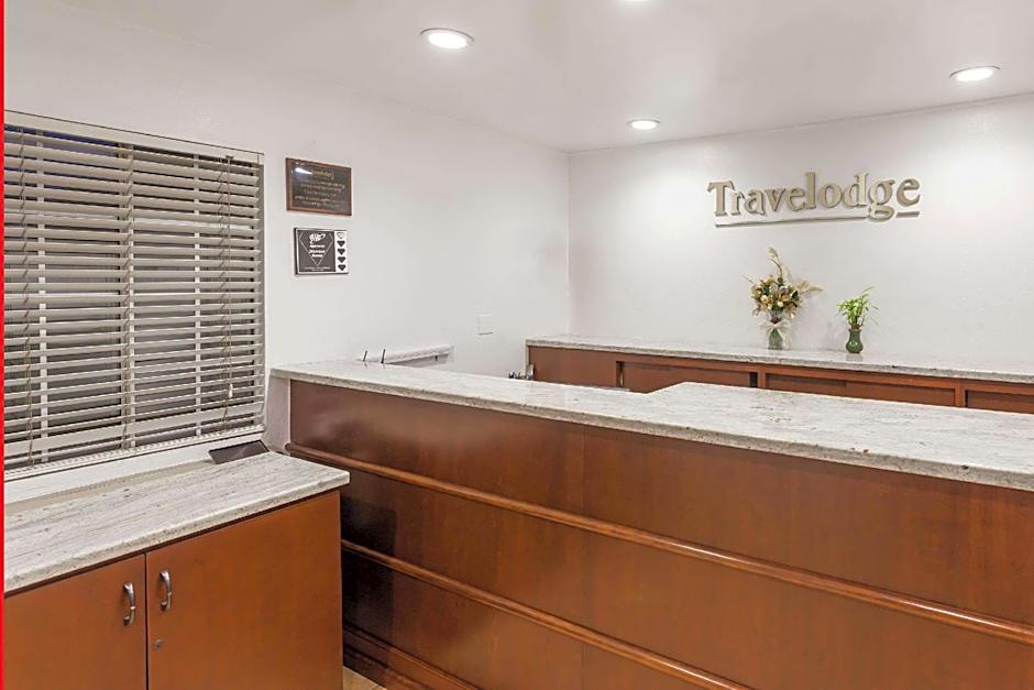 Travelodge by Wyndham Fullerton Near Anaheim