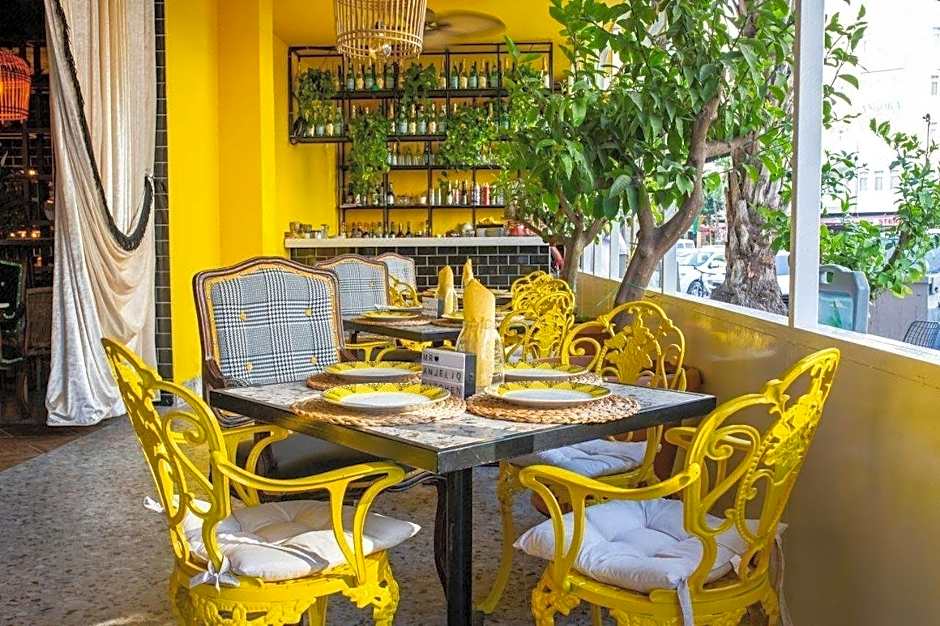 Anjeliq Downtown Boutique Hotel