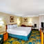 Super 8 by Wyndham Eagle Pass
