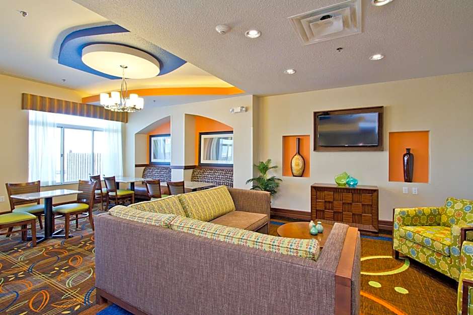 Holiday Inn Express & Suites Denver East-Peoria Street By IHG