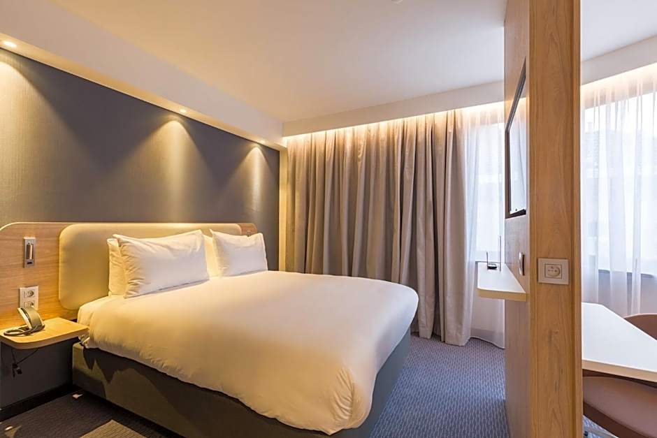 Holiday Inn Express Brussels Grand Place By IHG