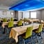 Holiday Inn Express & Suites Ashtabula-Geneva