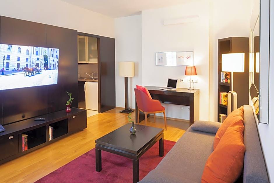 The Levante Rathaus Apartments