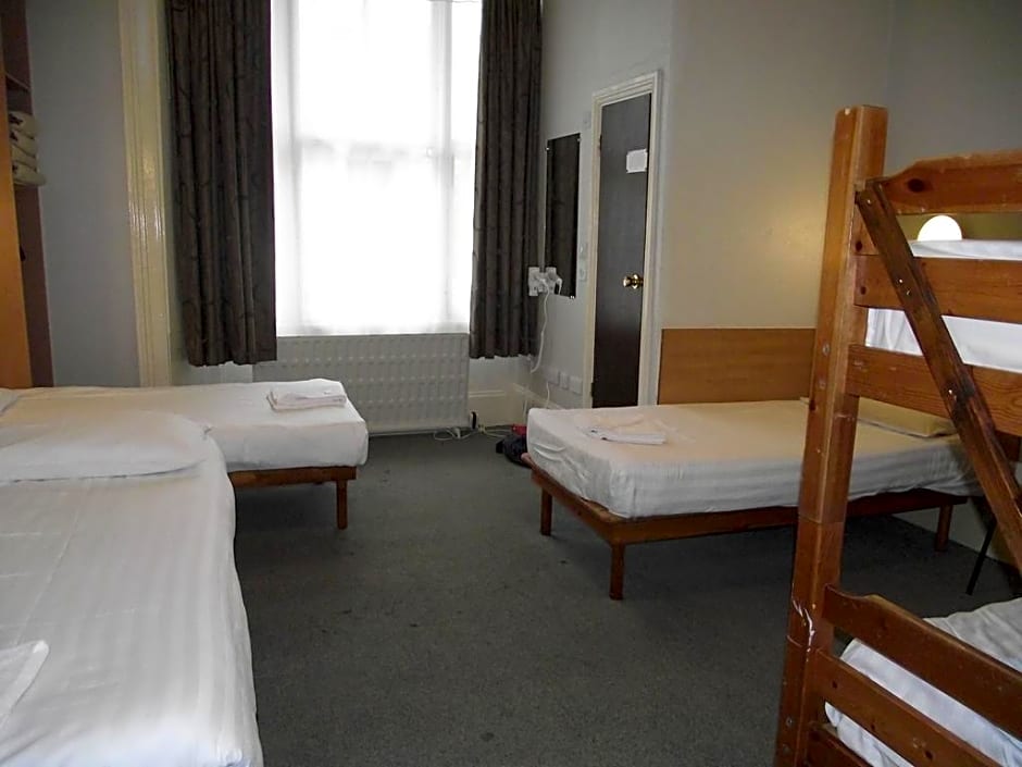 Lords Hotel