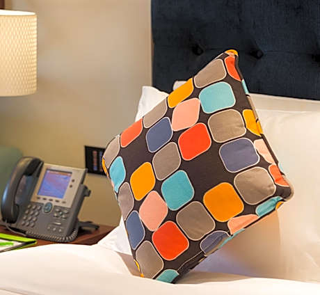 Guest Room Twin Beds