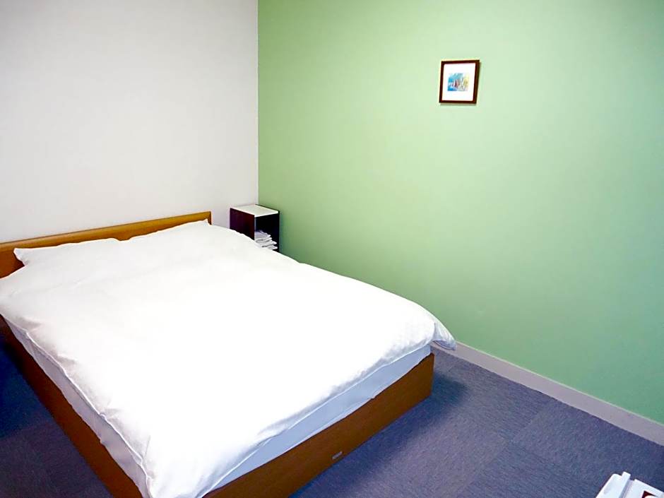 Shin-Okubo City Hotel