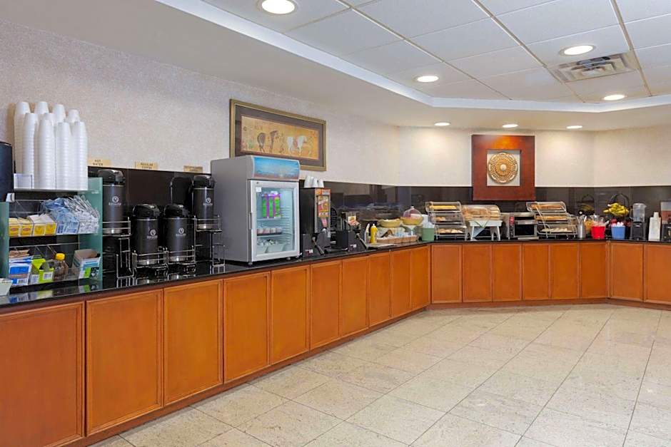 La Quinta Inn & Suites by Wyndham Garden City