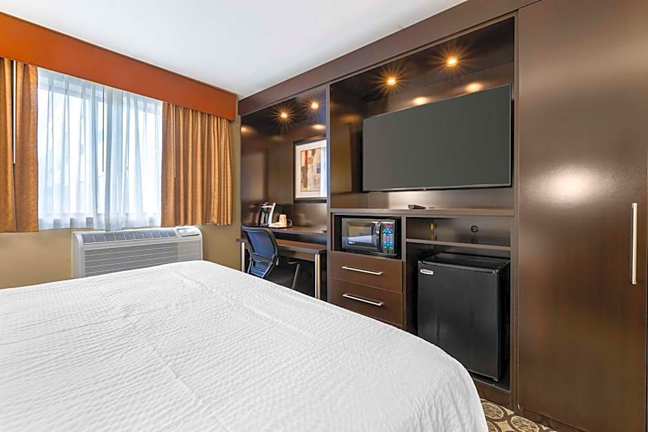 Best Western Plus Inntowner Madison