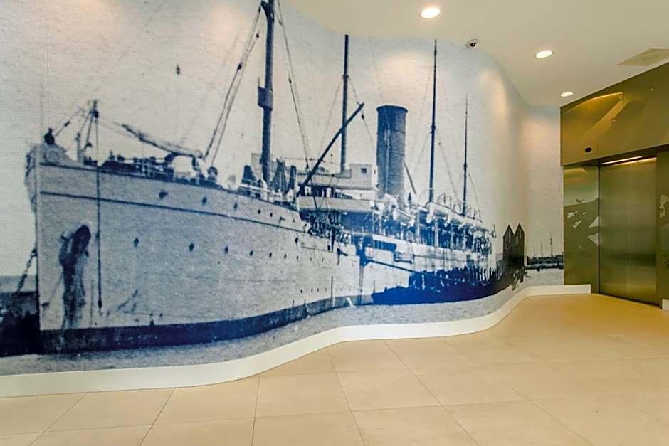 Holiday Inn Express Rotterdam - Central Station By IHG