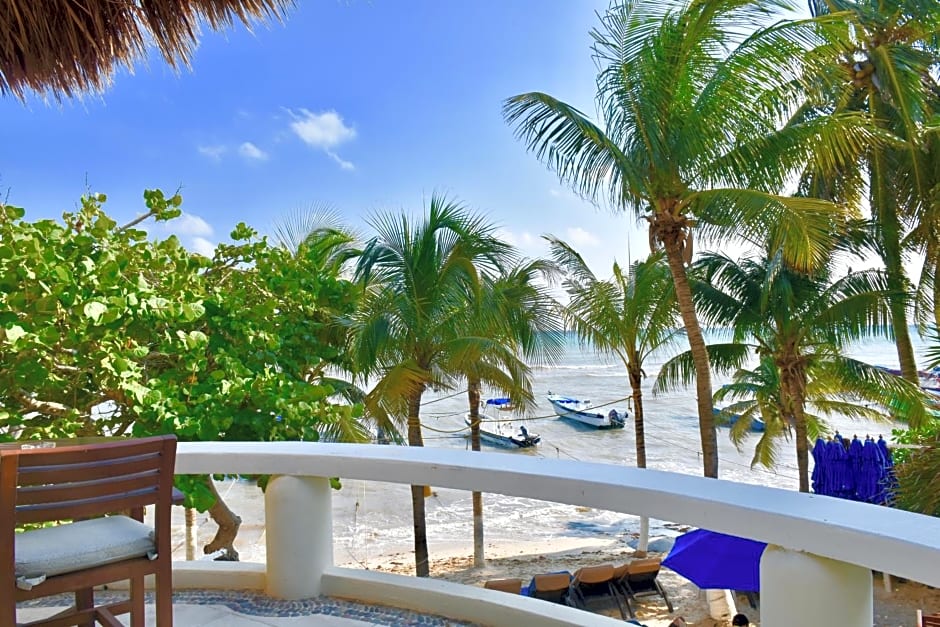 Playa Palms Beach Hotel