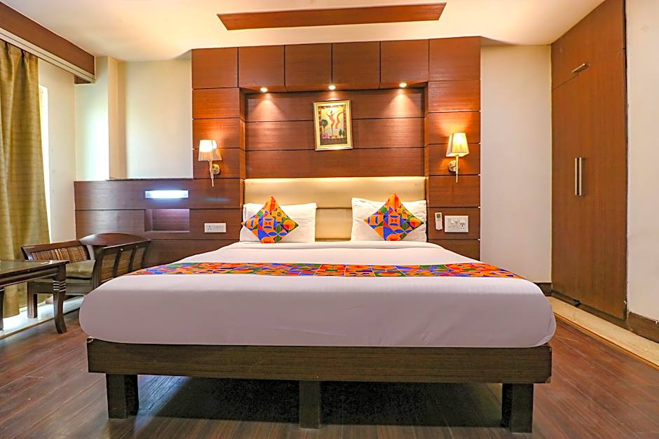 FabHotel Admire Suites