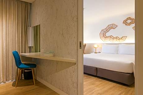 King Suite with Balcony