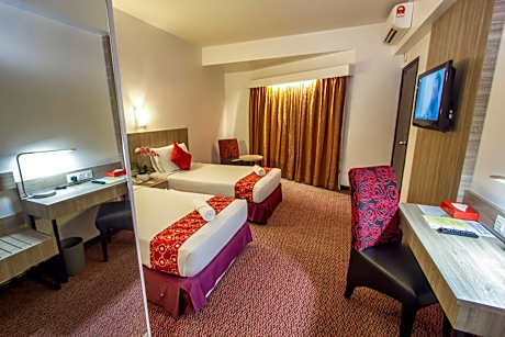 Premium Twin - Renovated Room