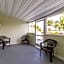 Captain's Table Hotel by Everglades Adventures