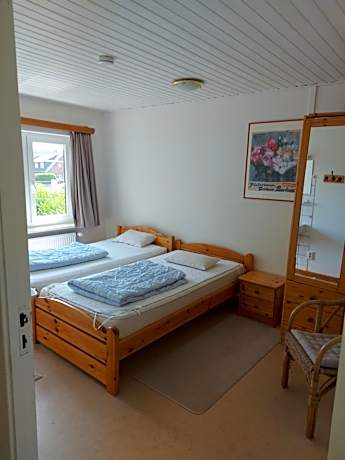 Single Room with Shared Shower and Toilet