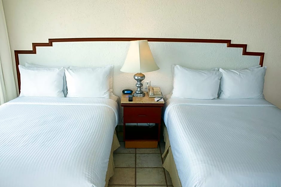 Emporio Ixtapa - with Optional All Inclusive