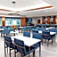 La Quinta Inn & Suites by Wyndham Bannockburn-Deerfield