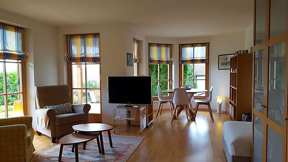 Suite mit Parkplatz Gebertingen