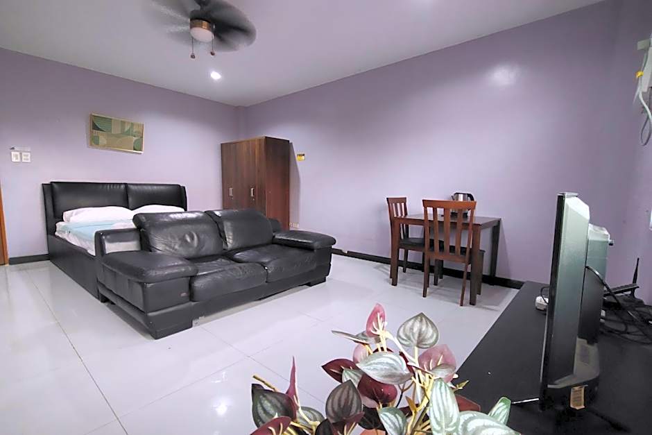 La Belladoza near Airport