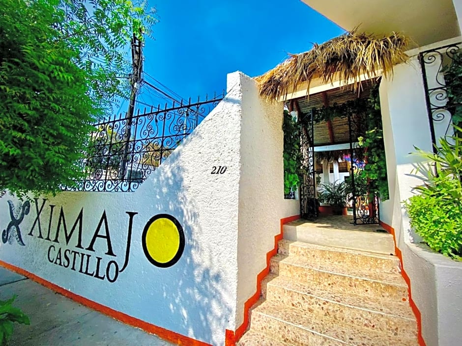 Ximajo Castillo