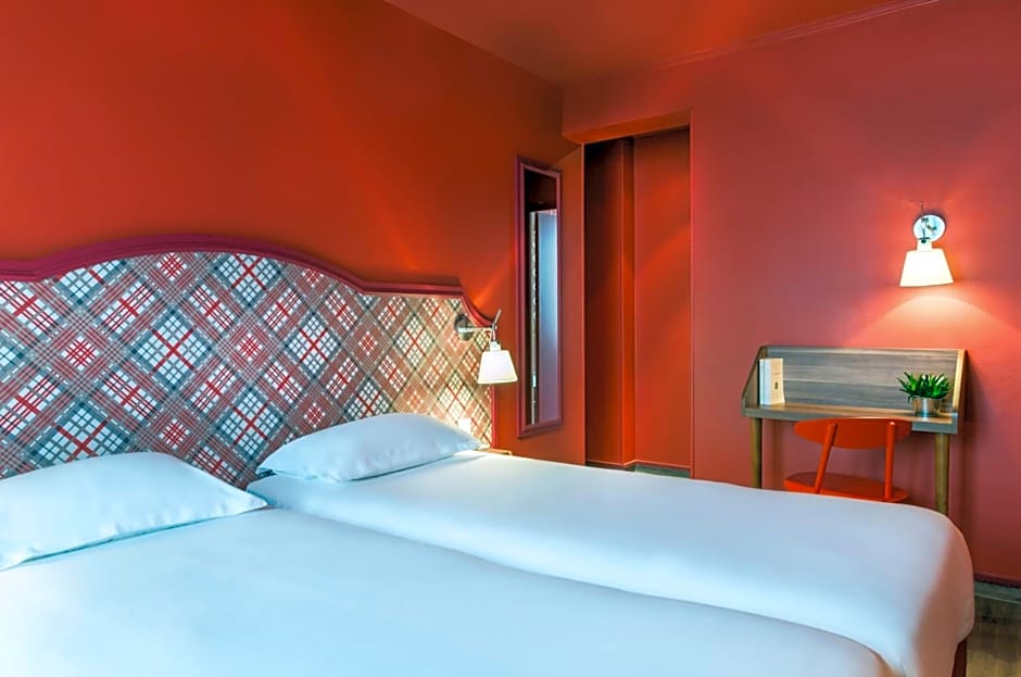 Hotel Boris V. by Happyculture