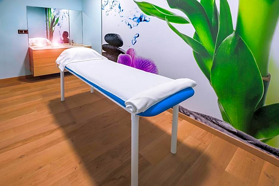 GHT Oasis Tossa & Spa