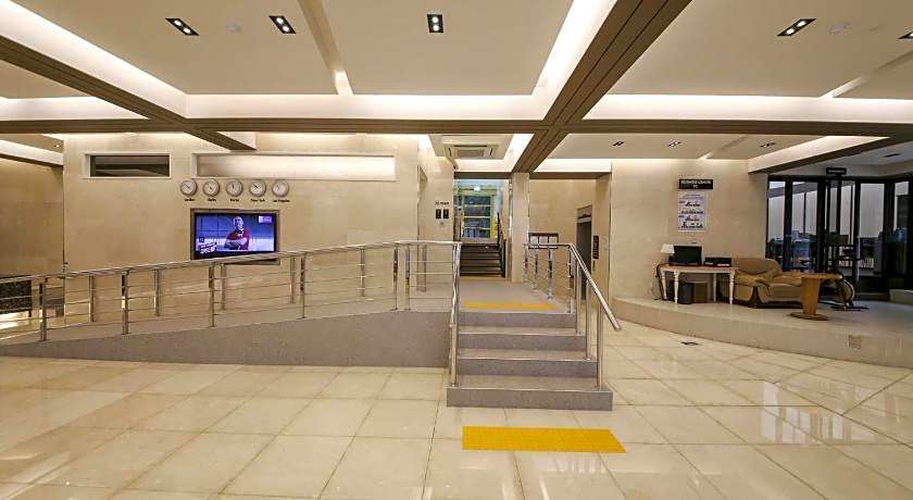 Benikea Cheonan Tourist Hotel