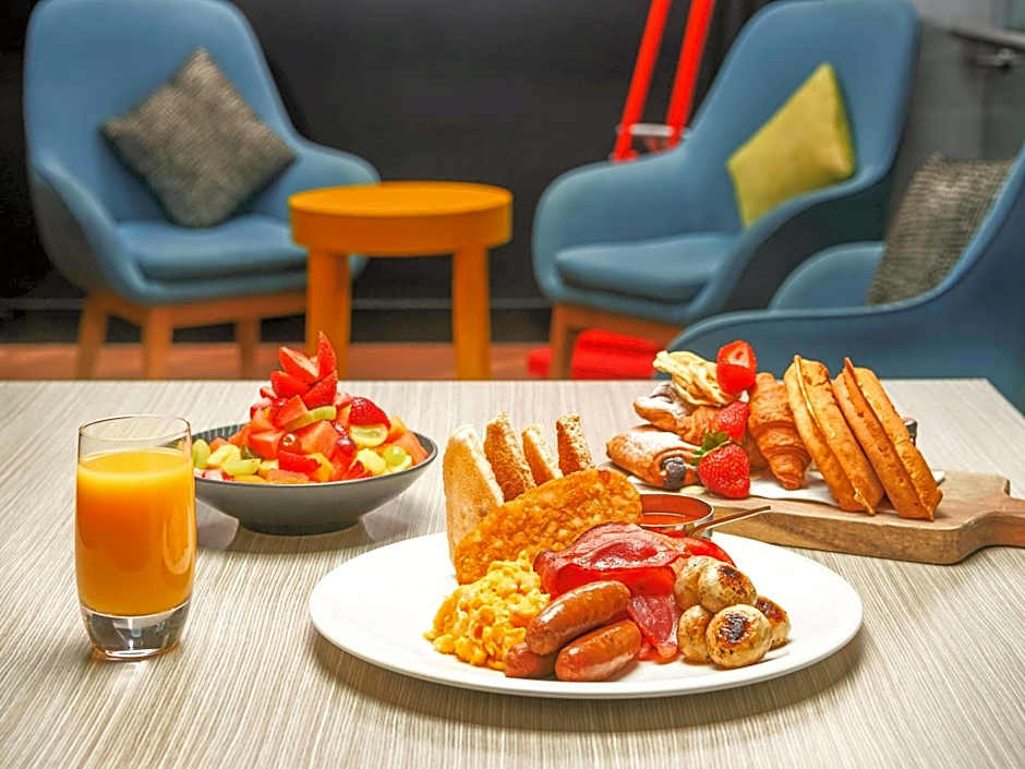 ibis Adelaide
