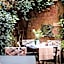 Novecento Boutique Hotel