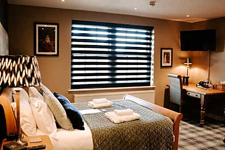 Premier King Room