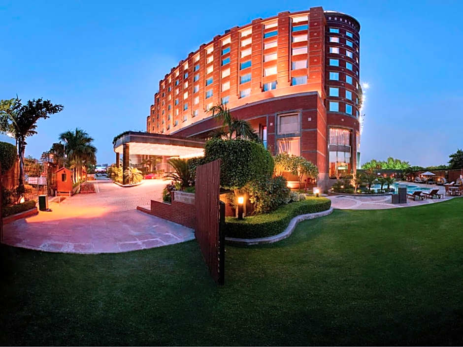 Radisson Blu MBD Hotel Noida