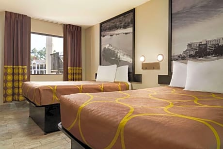 2 Double Beds Smoking