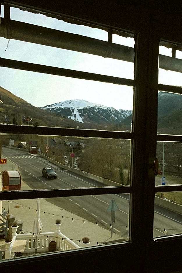 Hostel Baqueira - Refugi Rosta - PyrenMuseu