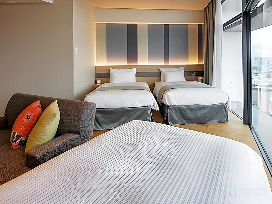 JR Kyushu Hotel Blossom Naha