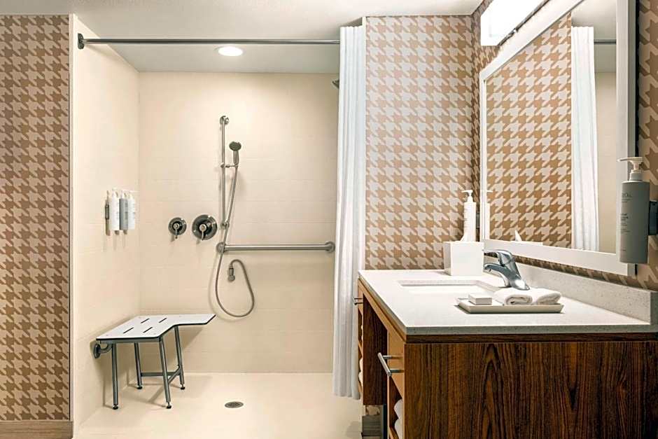 Home2 Suites By Hilton Denver West / Federal Center