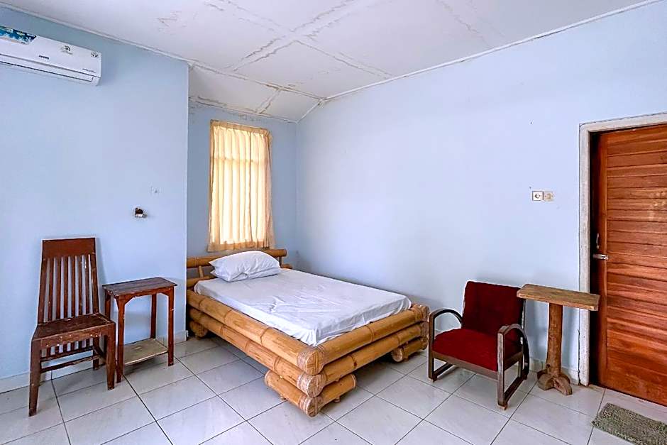 Hepi Bungalow Lovina Mitra RedDoorz