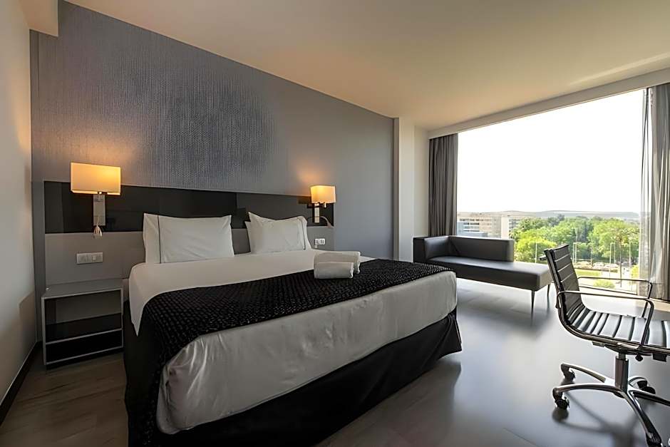 Photo 1 of 5 of Deluxe 1 Double Bed or 2 Beds
