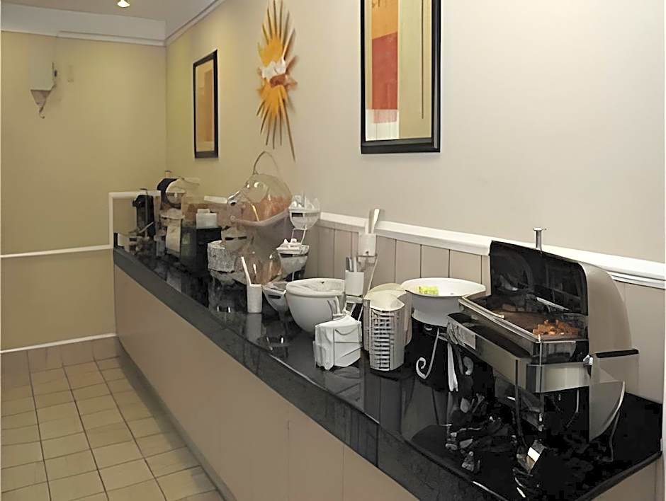 Palacio Royale Inn Signature Katy